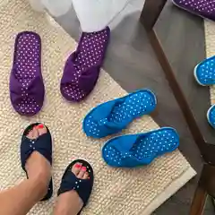 Тапочки домашние женские открытые легкие на широкую ногу