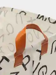 Белый корзина для хранения