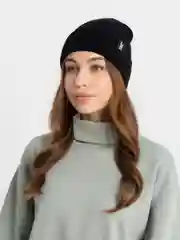 Черный шапка С НАДПИСЬЮ TRUE