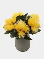 Желтый ежики искусственные пышные