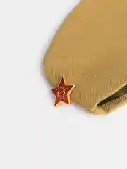 Военная пилотка со звездой