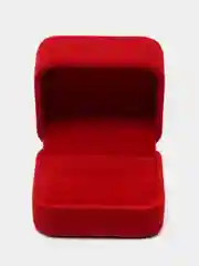 Красный ювелирная коробка