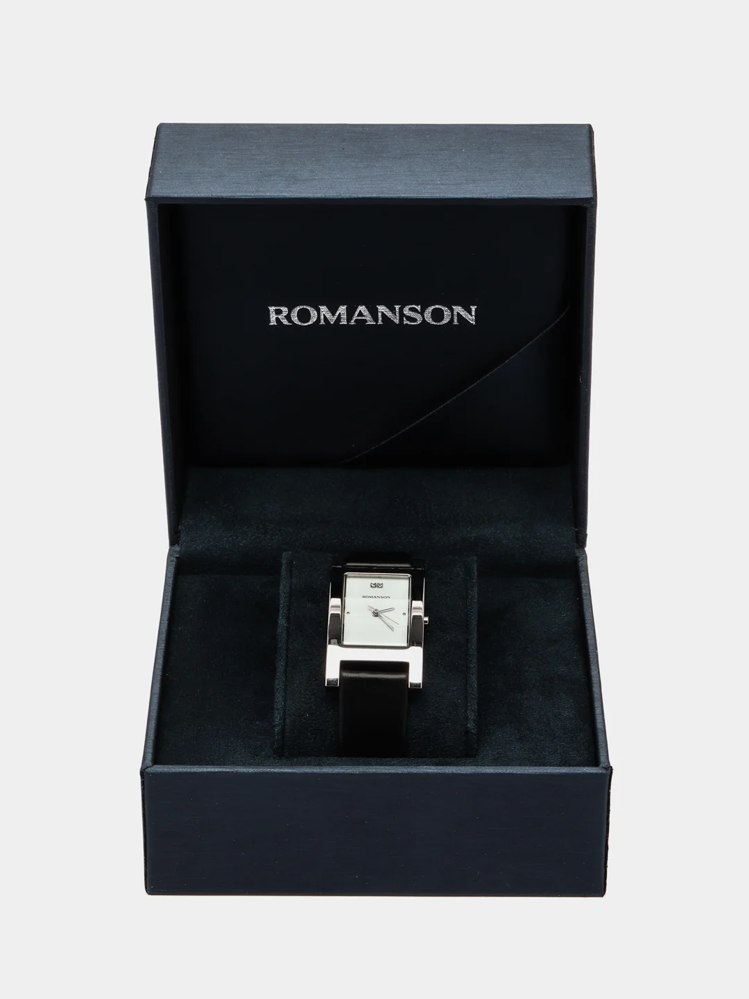 Белый часы наручные Romanson