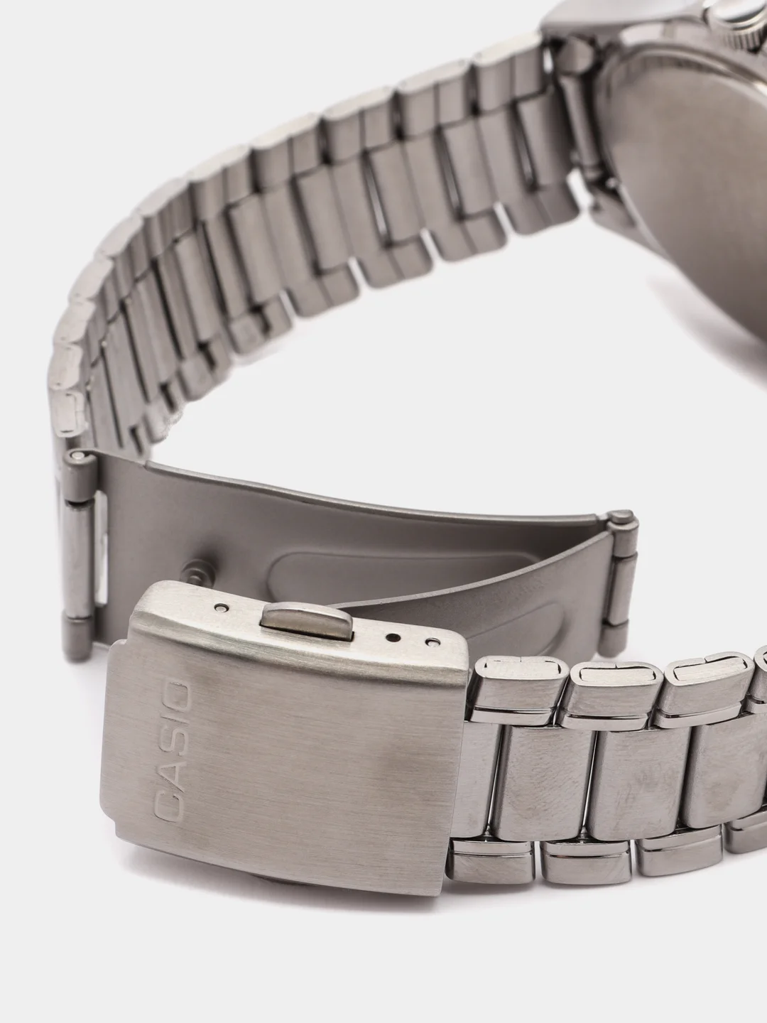 Белый часы наручные CASIO Collection MTP-1239D