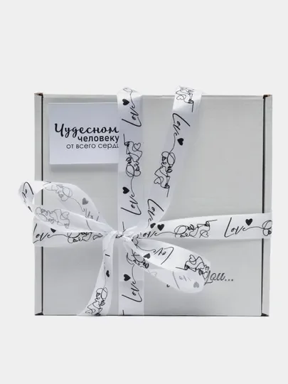 Хаки картонная подарочная коробка с бумажным наполнителем, 8 марта