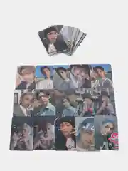 Рыжий карточки K-POP StrayKids (Стрей Кидс), Le Sserafim (Ле Серафим)