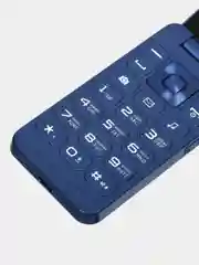 Серый мобильный телефон Philips Xenium E2602