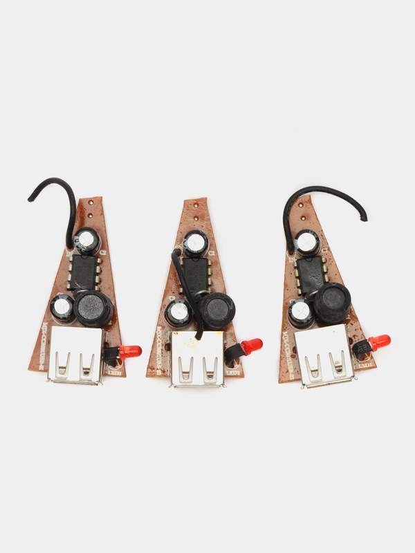 3шт модуль питания DC-DC USB 12-24v/5.2V 1A 45*25*18мм