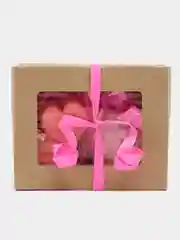 Кораллово-розовый мыло ручной работы с розами