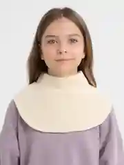 Молочный манишка