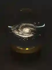 Бежевый хрустальный шар - ночник 3D, настольный стеклянный светильник