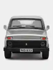 Серебряный игрушечный автомобиль Нива ВАЗ-2121 инерционный