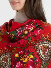 Марсала платок женский, в русском стиле, с бахрамой, с цветами