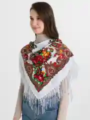 Светло-жёлтый женский русский платок, с бахромой