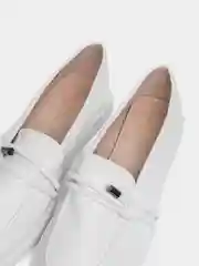 Лоферы женские