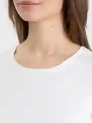 Белый футболка женская