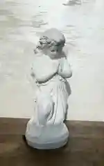 Статуэтка молящийся ангел