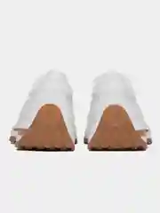 Белый женские кроссовки белые