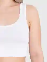 Белый комплект бесшовный с шортиками