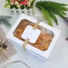 Коробка для печенья и десертов
