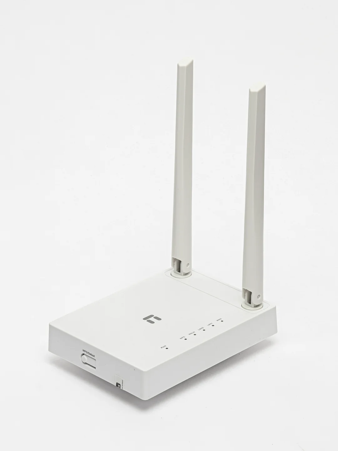 Беспроводной маршрутизатор Netis W1