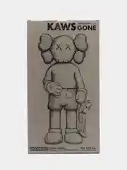 Серый коллекционная фигурка, статуэтка KAWS с деньгами Companion Medicom Toy, 30 см