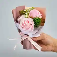 Кремовый подарочный букет из мыла на 8 марта / Подарок девочкам /