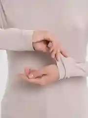 Пудровый лонгслив женский