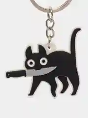 Черный брелок лягушка Мем