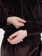 Угольный костюм спортивный для девочки, из велюра