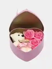 Конфетный подарочный набор "Мыльные розы и Мишка в шкатулке". 3 розы и мишка