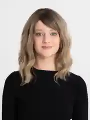 Песочный хаки парик удлиненное волнистое каре с челкой