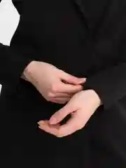 Черный пиджак женский, оверсайз, однотонный, классический
