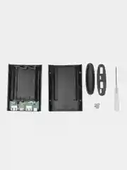 Зеленый корпус для внешних 3 аккумуляторных батарей 18650 Power Bank. J-get