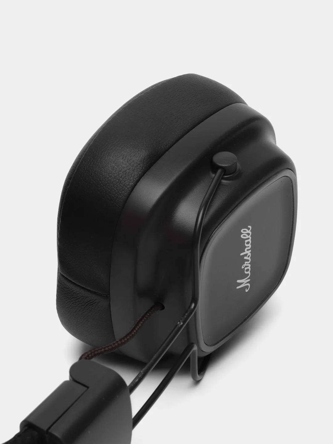 Коричневый беспроводные наушники с микрофоном и подсветкой Marshall Major IV