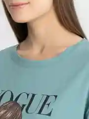 Зеленый футболка женская с принтом