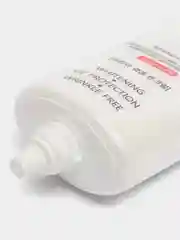 Осветляющий солнцезащитный крем для лица Jigott Whitening UV Sun Block SPF50+ PA+++, 70 мл