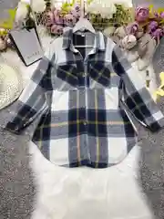 Женская рубашка в клетку