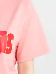 Розовый футболка женская