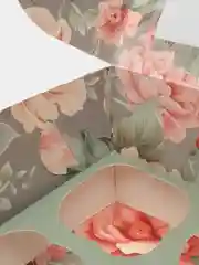 Розовый коробка для капкейков