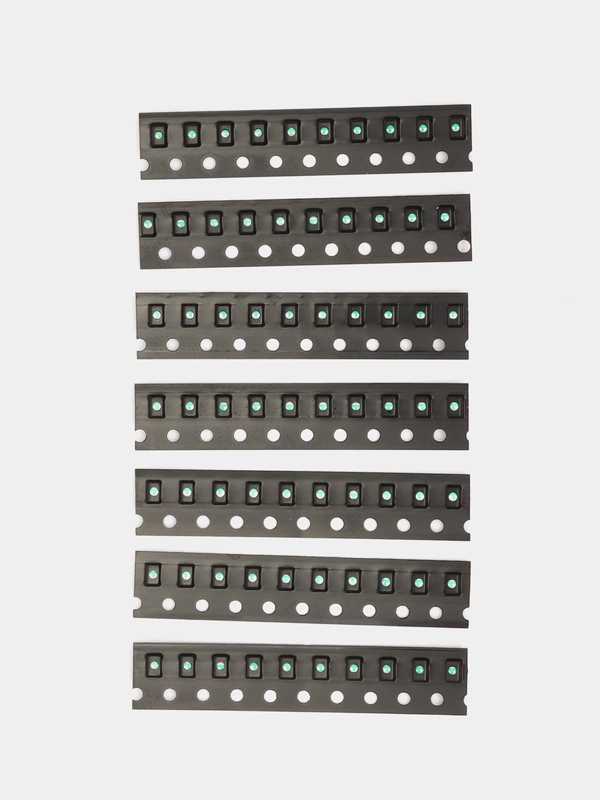 Набор SMD светодиодов 0805 (7х10=70шт)