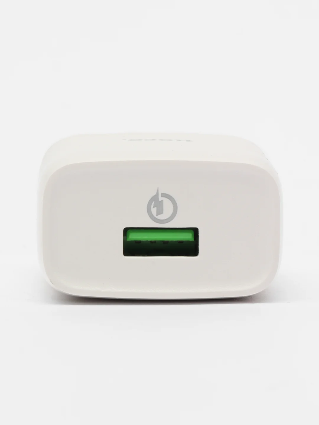 Сетевое зарядное устройство Hoco C72Q с быстрой зарядкой QC 3.0, один выход USB 18W 3A
