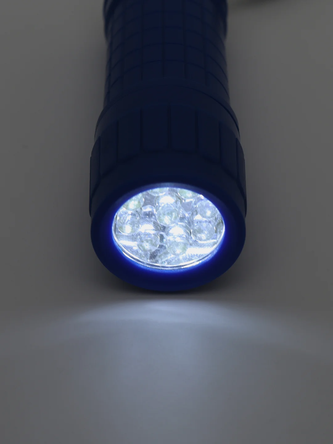 Синий фонарь,фонарик карманный ручной светодиодный,LED -фонарик