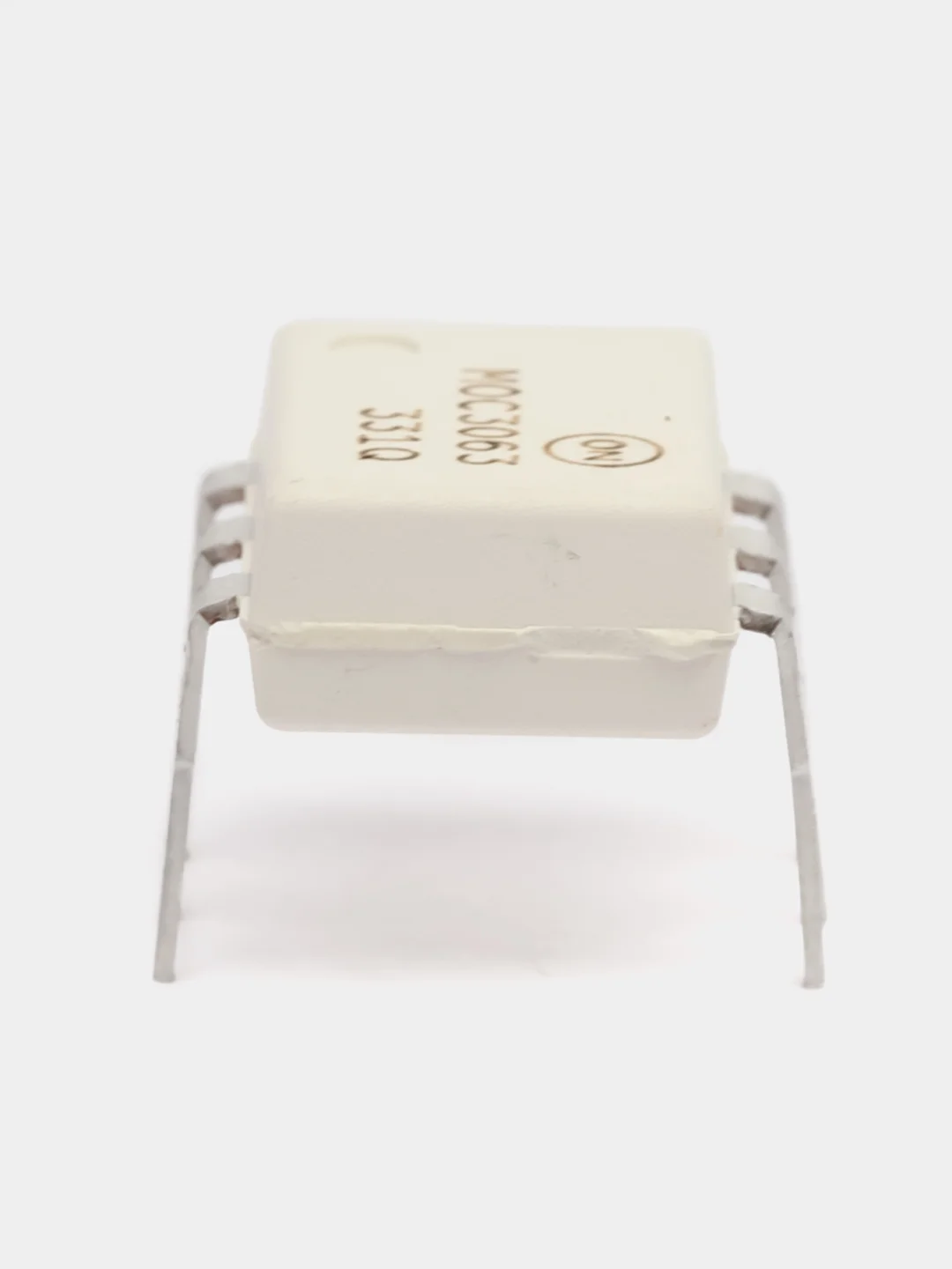 Оптопара MOC3063M DIP-6 (LITEON)