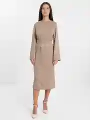 Платье женское с перьями на поясе