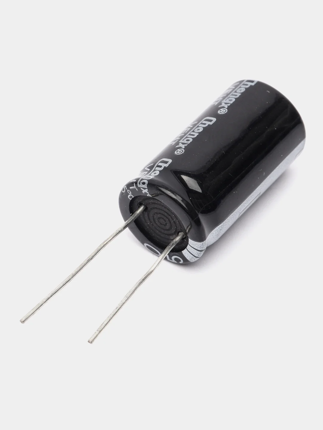 6800мкФ 25в Конденсатор электролитический 6800UF 25V 105C 16х30мм