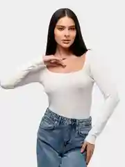 Белый лонгслив женский, с глубоким вырезом