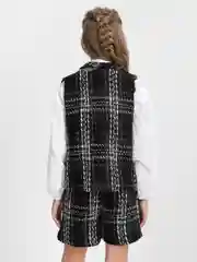 Костюм на девочку темный