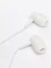 Белый наушники проводные