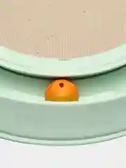 Мятный когтеточка-игрушка интерактивная для кошек HAPPYCAT с шариком